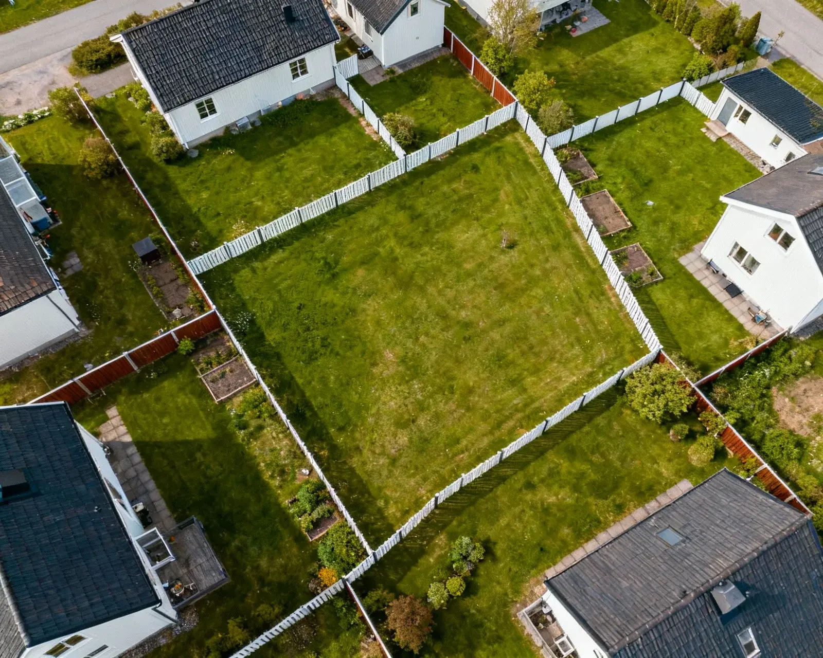 Översiktsbild av tomtgränser i villaområde